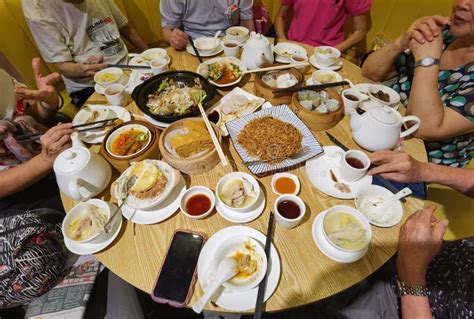 澳門生活怎麼樣?不妨聊聊這座城市的文化與美食